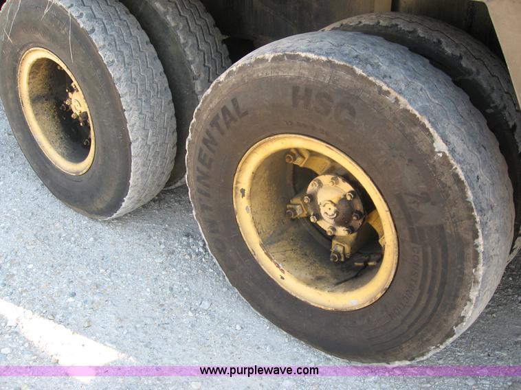 image for item F4578 1985 Grove TMS760 60 ton hydraulic crane with carrier