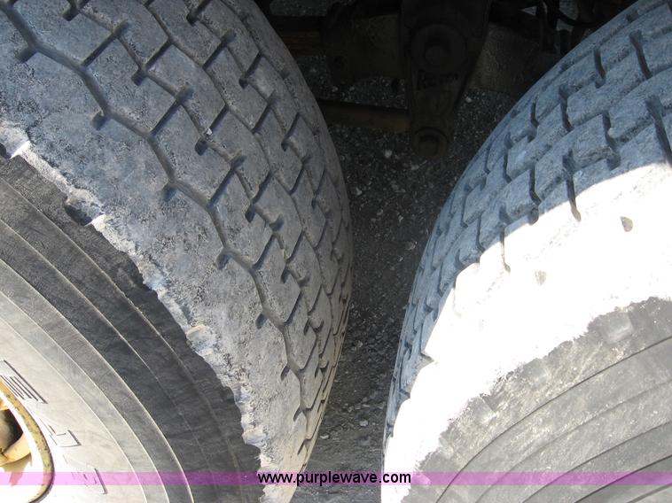 image for item F4578 1985 Grove TMS760 60 ton hydraulic crane with carrier