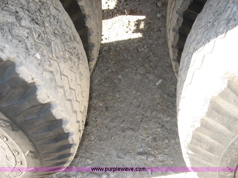 image for item F4578 1985 Grove TMS760 60 ton hydraulic crane with carrier