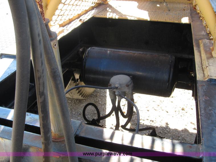 image for item F4578 1985 Grove TMS760 60 ton hydraulic crane with carrier