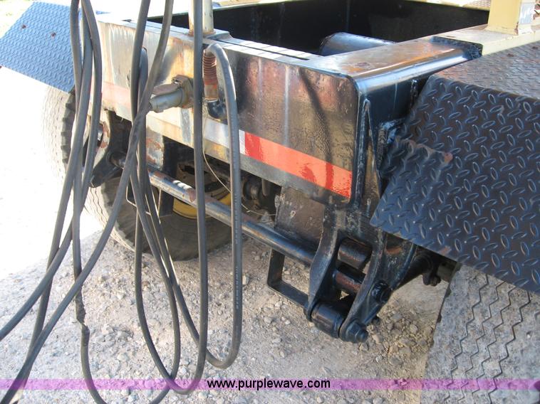 image for item F4578 1985 Grove TMS760 60 ton hydraulic crane with carrier