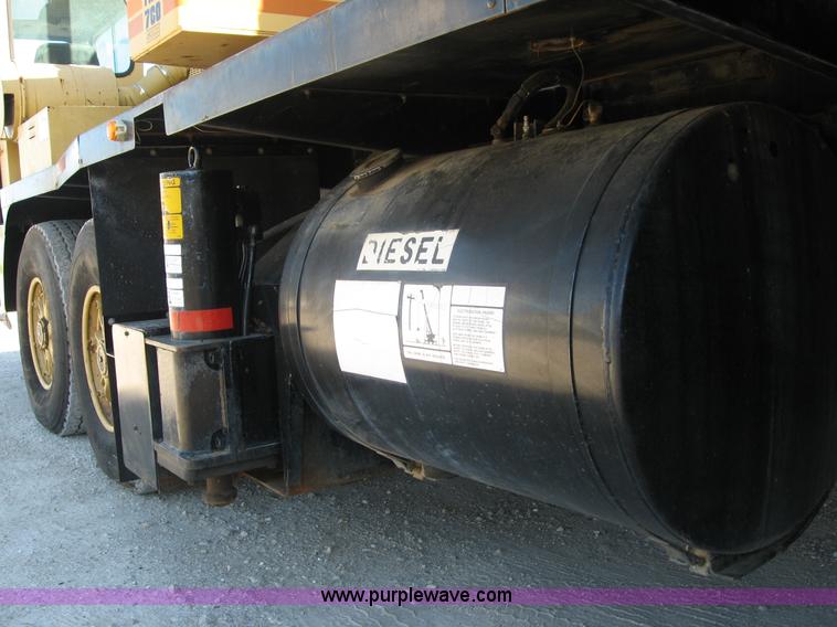 image for item F4578 1985 Grove TMS760 60 ton hydraulic crane with carrier