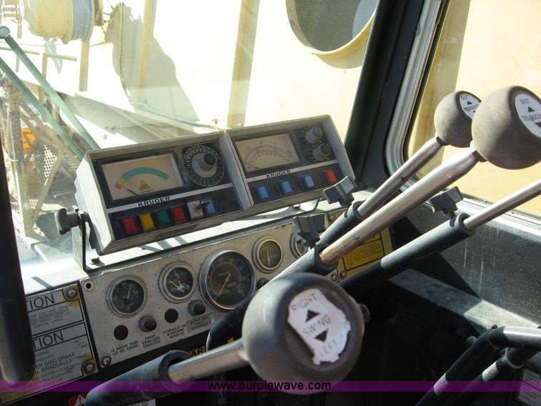 image for item F4578 1985 Grove TMS760 60 ton hydraulic crane with carrier