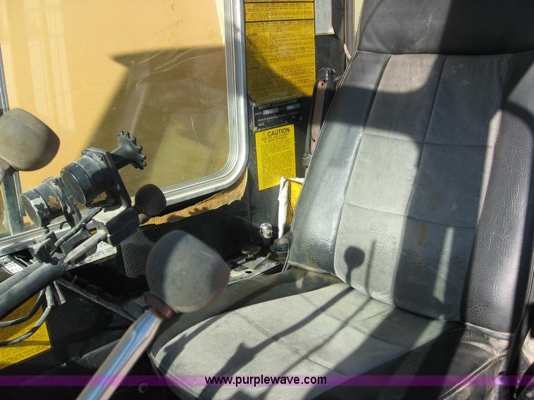 image for item F4578 1985 Grove TMS760 60 ton hydraulic crane with carrier