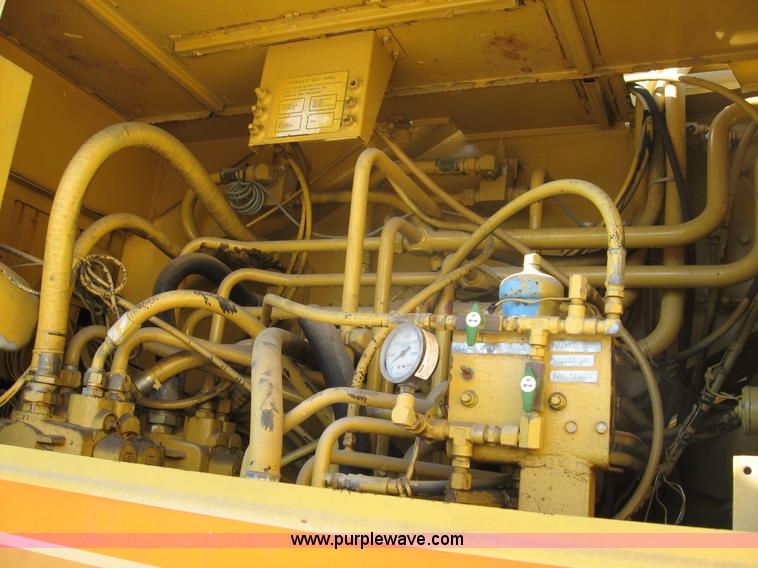 image for item F4578 1985 Grove TMS760 60 ton hydraulic crane with carrier