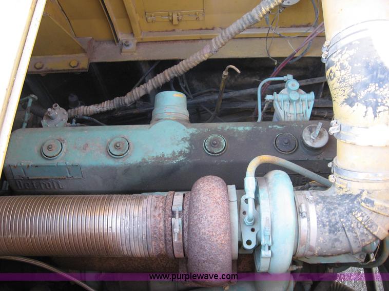 image for item F4578 1985 Grove TMS760 60 ton hydraulic crane with carrier