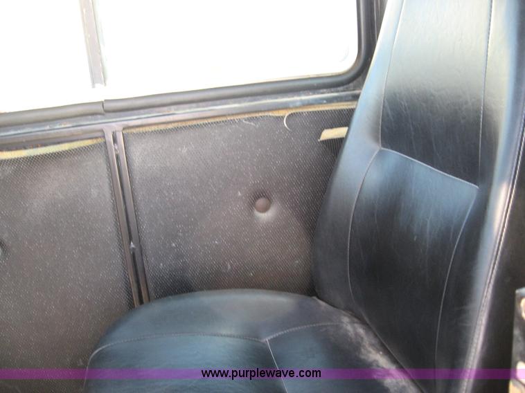 image for item F4578 1985 Grove TMS760 60 ton hydraulic crane with carrier