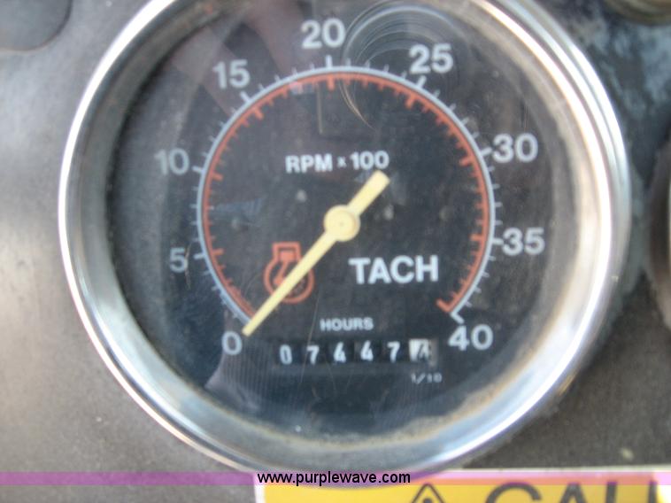 image for item F4578 1985 Grove TMS760 60 ton hydraulic crane with carrier