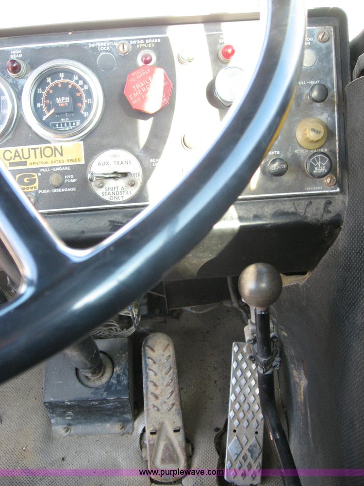 image for item F4578 1985 Grove TMS760 60 ton hydraulic crane with carrier