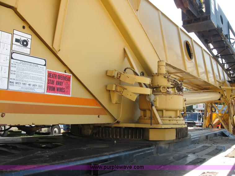image for item F4578 1985 Grove TMS760 60 ton hydraulic crane with carrier