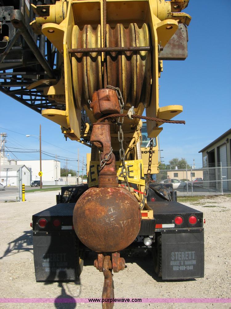 image for item F4578 1985 Grove TMS760 60 ton hydraulic crane with carrier