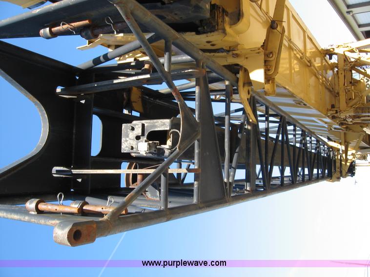 image for item F4578 1985 Grove TMS760 60 ton hydraulic crane with carrier