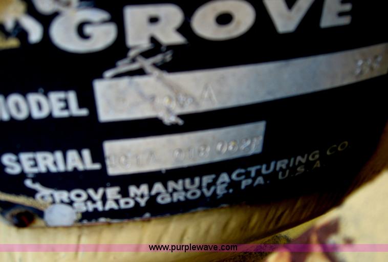 image for item F4578 1985 Grove TMS760 60 ton hydraulic crane with carrier