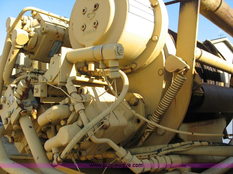 image for item F4578 1985 Grove TMS760 60 ton hydraulic crane with carrier