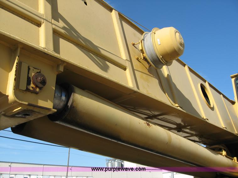 image for item F4578 1985 Grove TMS760 60 ton hydraulic crane with carrier
