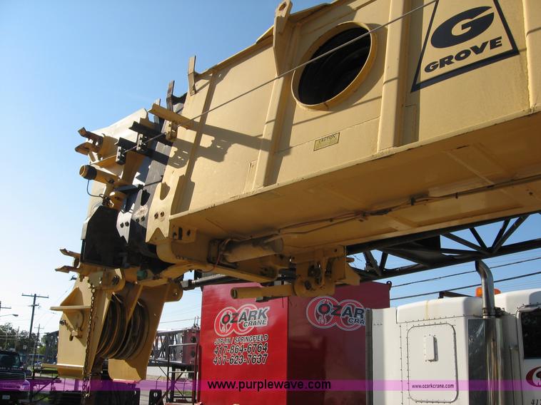 image for item F4578 1985 Grove TMS760 60 ton hydraulic crane with carrier