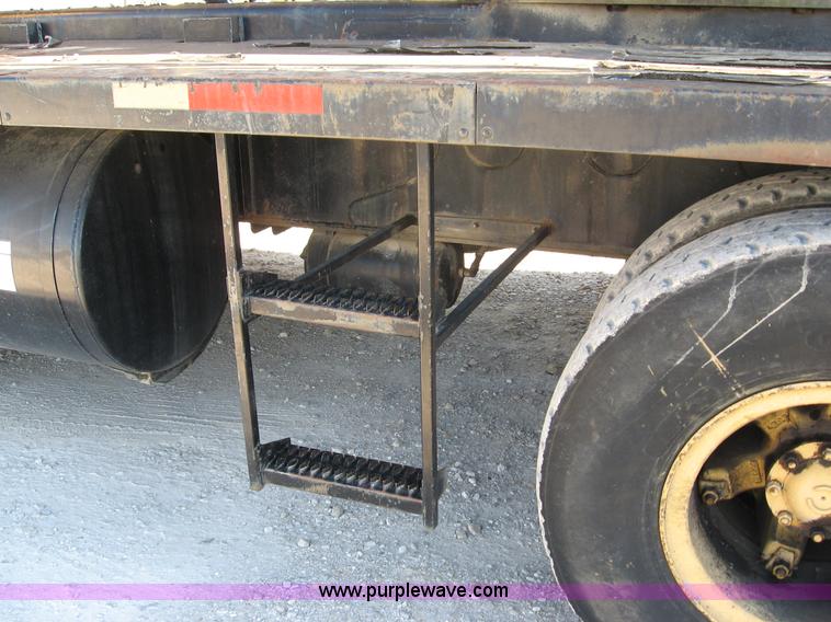 image for item F4578 1985 Grove TMS760 60 ton hydraulic crane with carrier