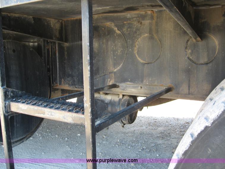 image for item F4578 1985 Grove TMS760 60 ton hydraulic crane with carrier