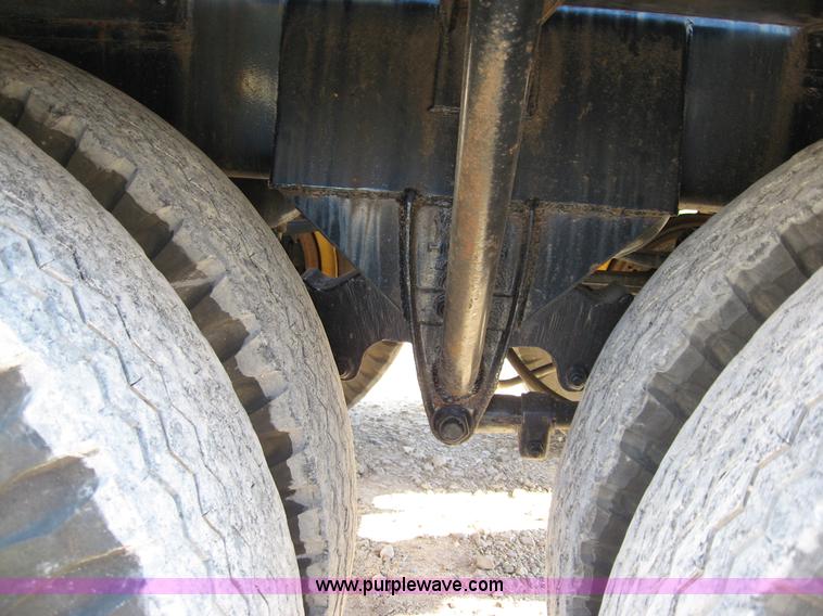 image for item F4578 1985 Grove TMS760 60 ton hydraulic crane with carrier