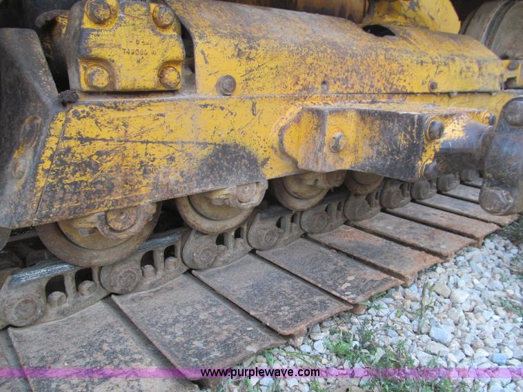 image for item F4581 1979 John Deere 750E dozer