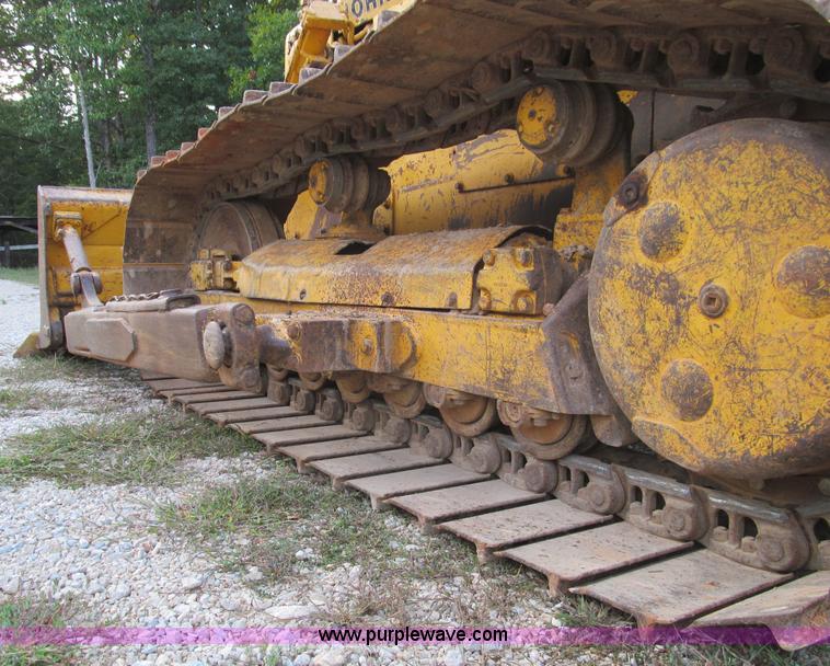 image for item F4581 1979 John Deere 750E dozer