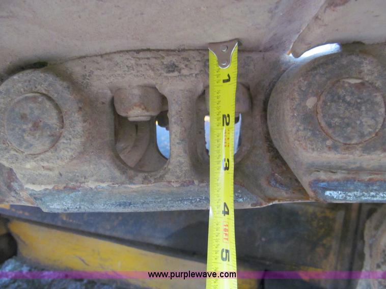 image for item F4581 1979 John Deere 750E dozer