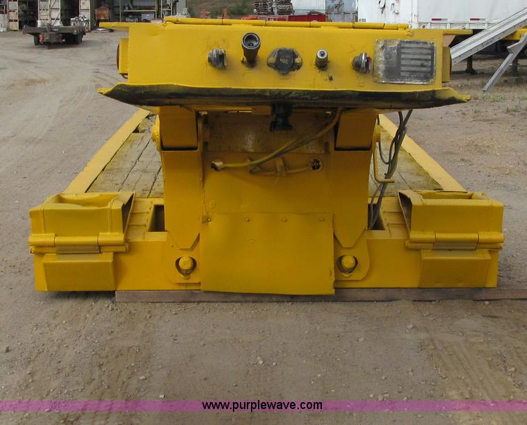 image for item F5529 1989 Trail King 50 ton lowboy trailer