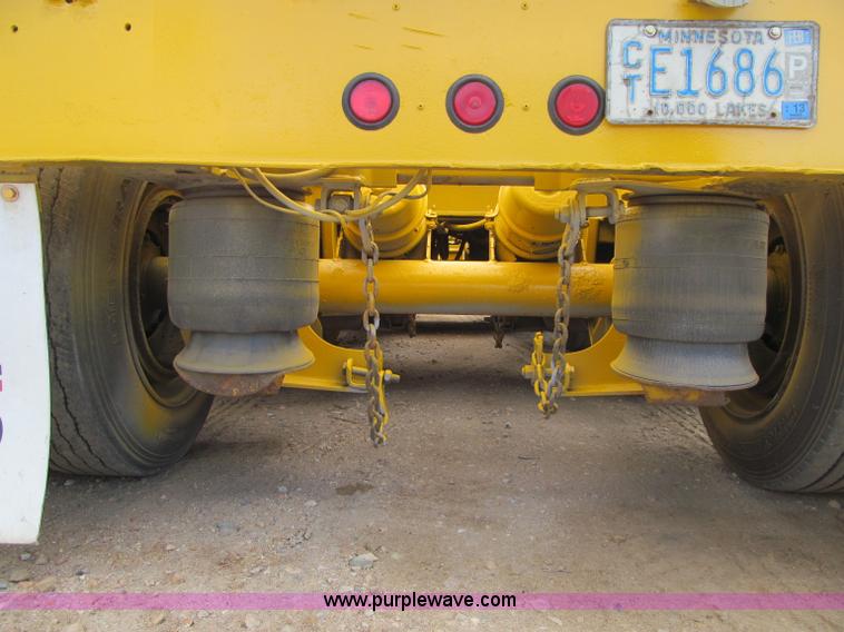 image for item F5529 1989 Trail King 50 ton lowboy trailer