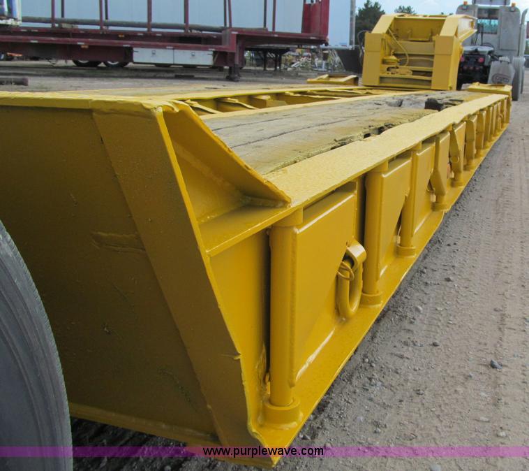 image for item F5529 1989 Trail King 50 ton lowboy trailer