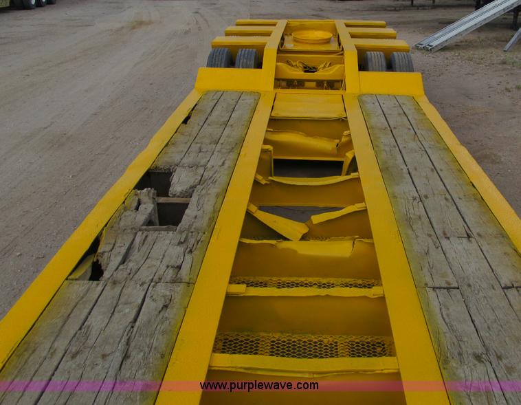 image for item F5529 1989 Trail King 50 ton lowboy trailer