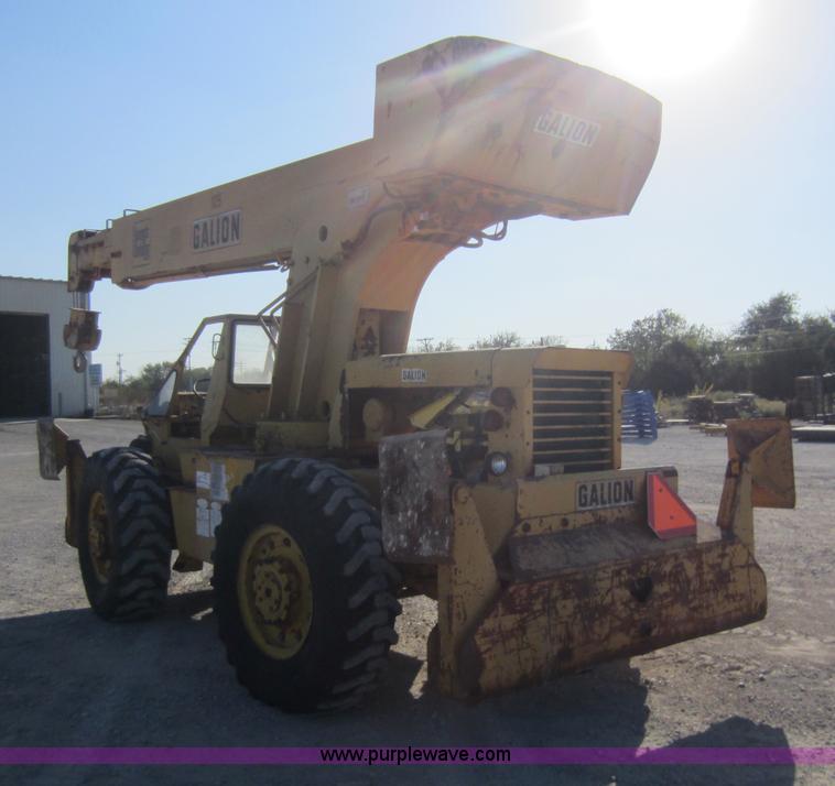image for item F6529 Galion 125 hydraulic crane