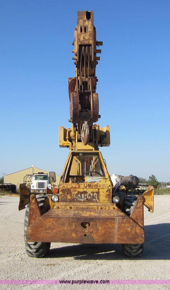 image for item F6529 Galion 125 hydraulic crane