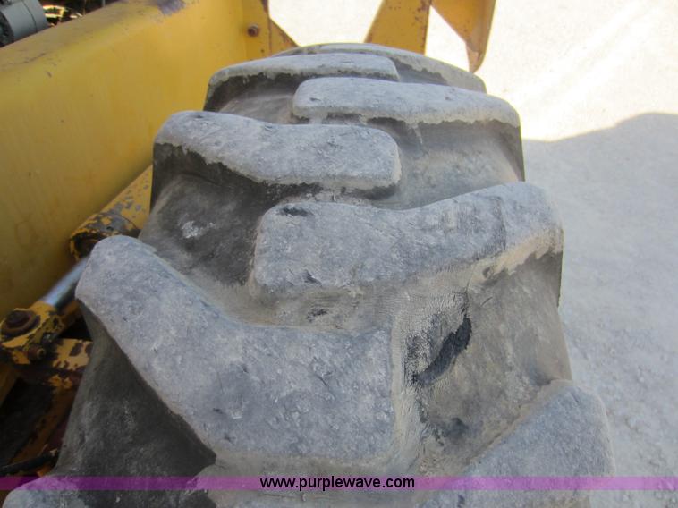 image for item F6529 Galion 125 hydraulic crane