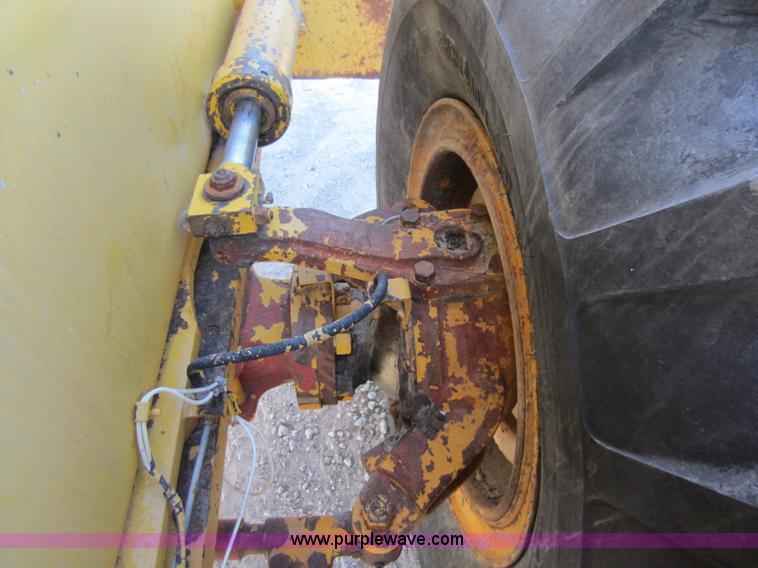 image for item F6529 Galion 125 hydraulic crane