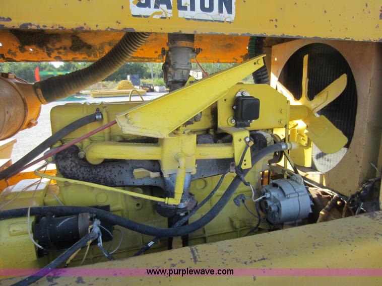 image for item F6529 Galion 125 hydraulic crane