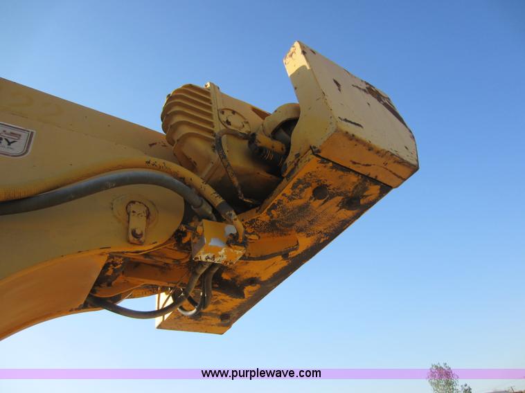 image for item F6529 Galion 125 hydraulic crane