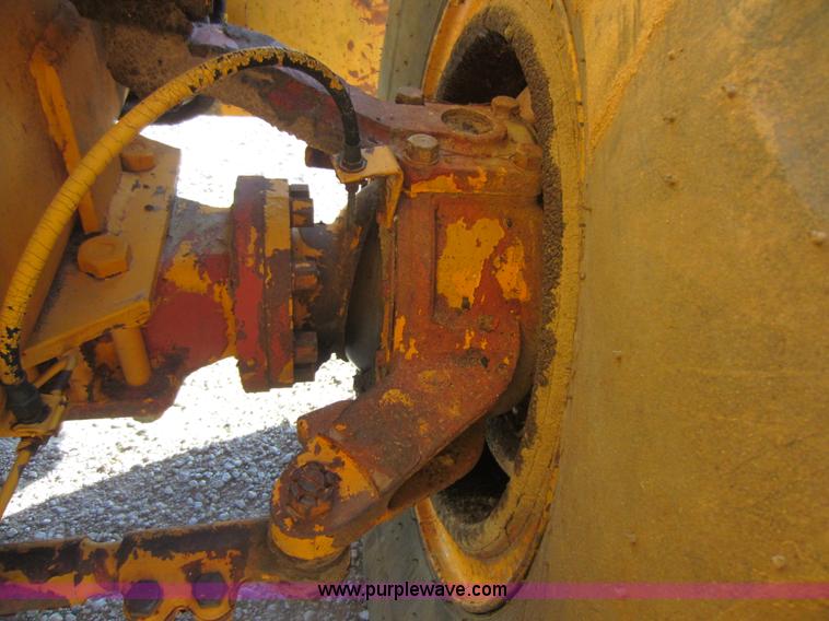 image for item F6529 Galion 125 hydraulic crane