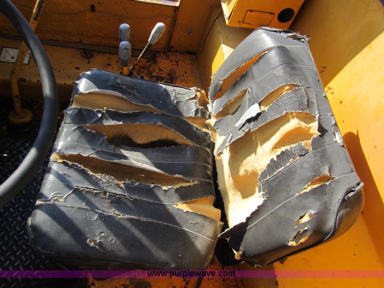 image for item F6529 Galion 125 hydraulic crane