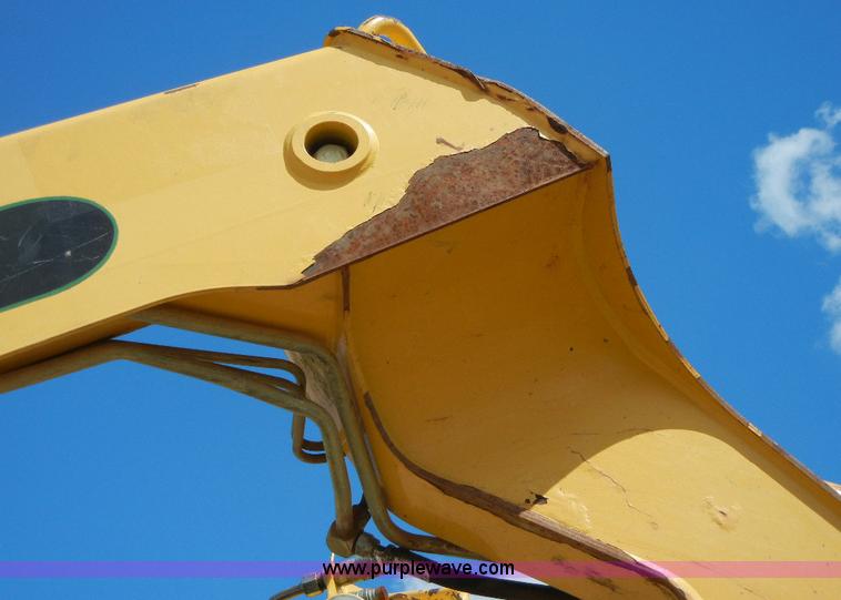 image for item F7503 2002 John Deere 250 skid steer