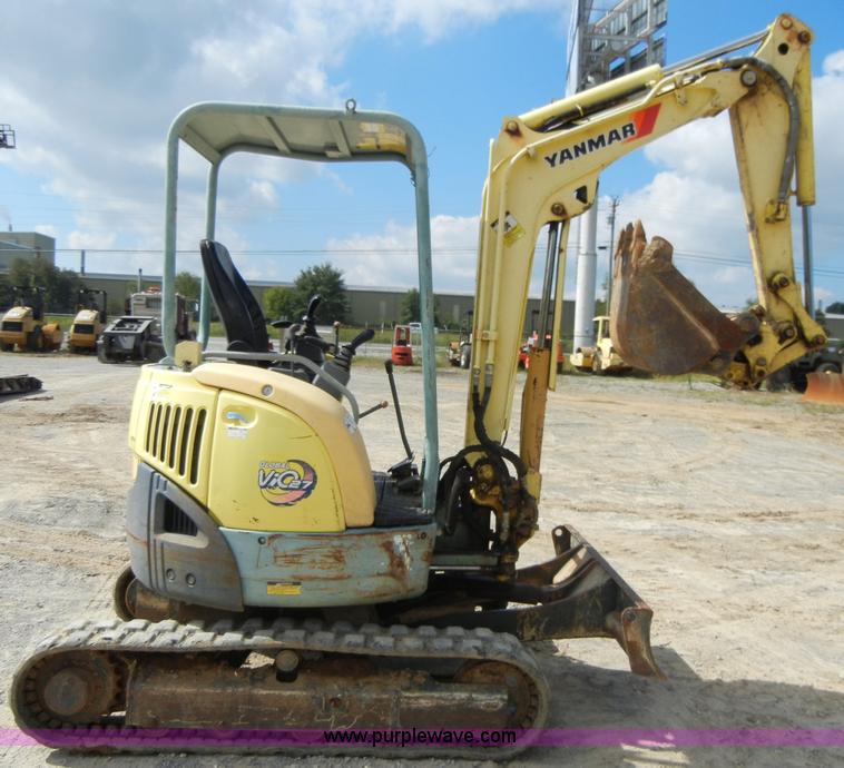 image for item F7504 Yanmar Global ViO27-2 mini excavator