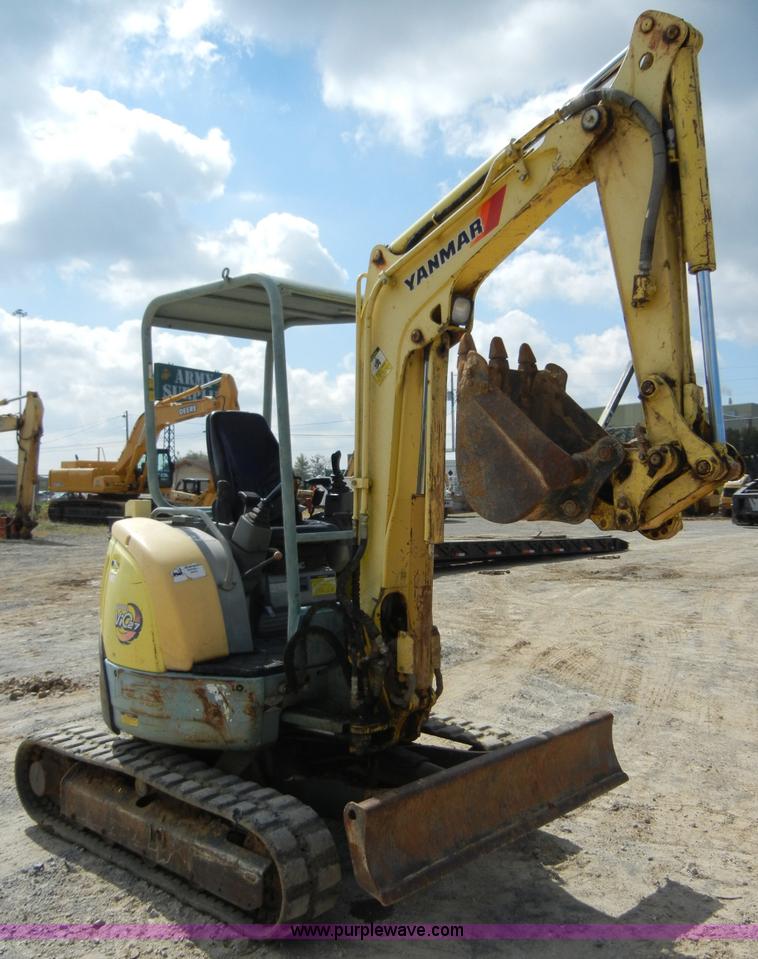 image for item F7504 Yanmar Global ViO27-2 mini excavator