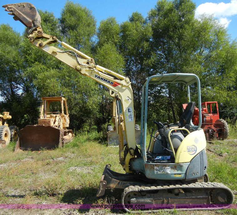 image for item F7504 Yanmar Global ViO27-2 mini excavator
