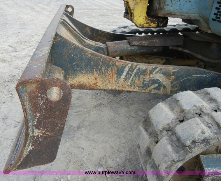 image for item F7504 Yanmar Global ViO27-2 mini excavator