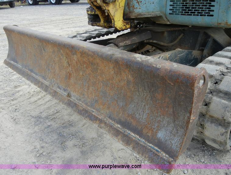 image for item F7504 Yanmar Global ViO27-2 mini excavator