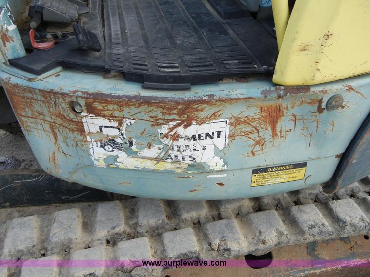 image for item F7504 Yanmar Global ViO27-2 mini excavator