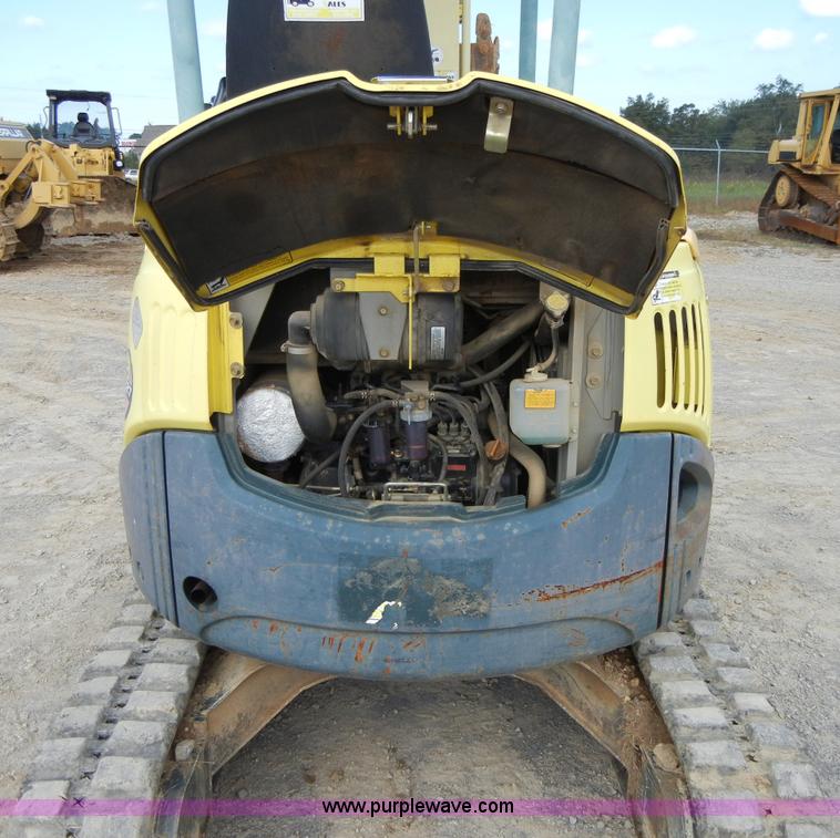 image for item F7504 Yanmar Global ViO27-2 mini excavator
