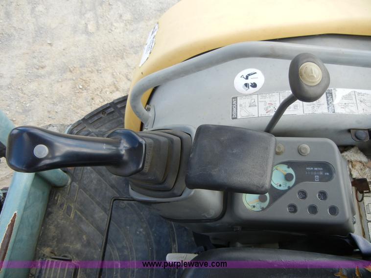image for item F7504 Yanmar Global ViO27-2 mini excavator