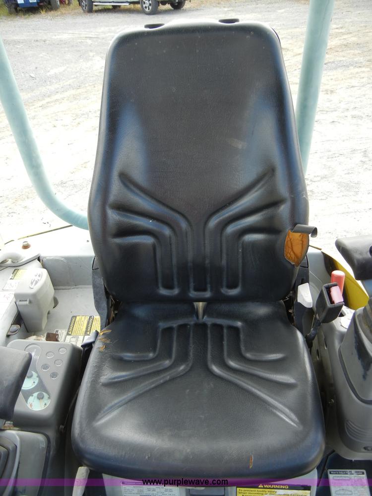 image for item F7504 Yanmar Global ViO27-2 mini excavator