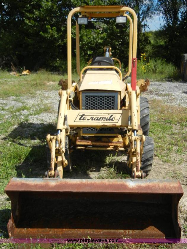 image for item F7505 Terramite T7 backhoe