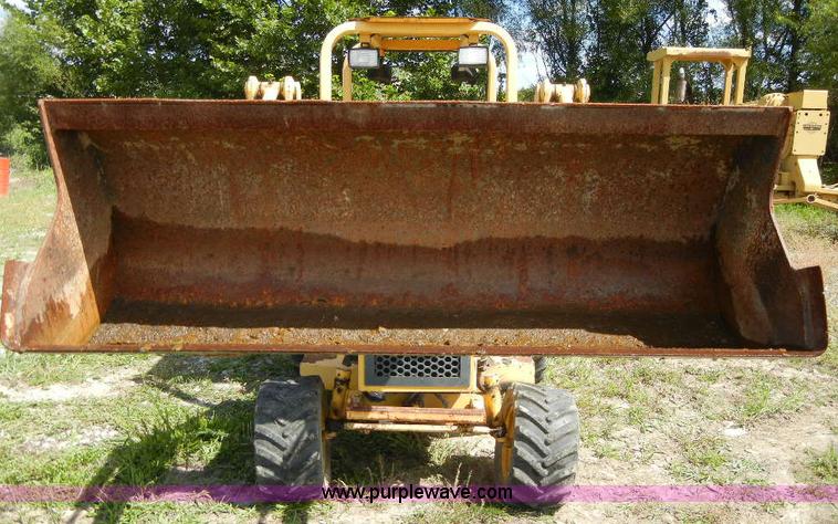 image for item F7505 Terramite T7 backhoe